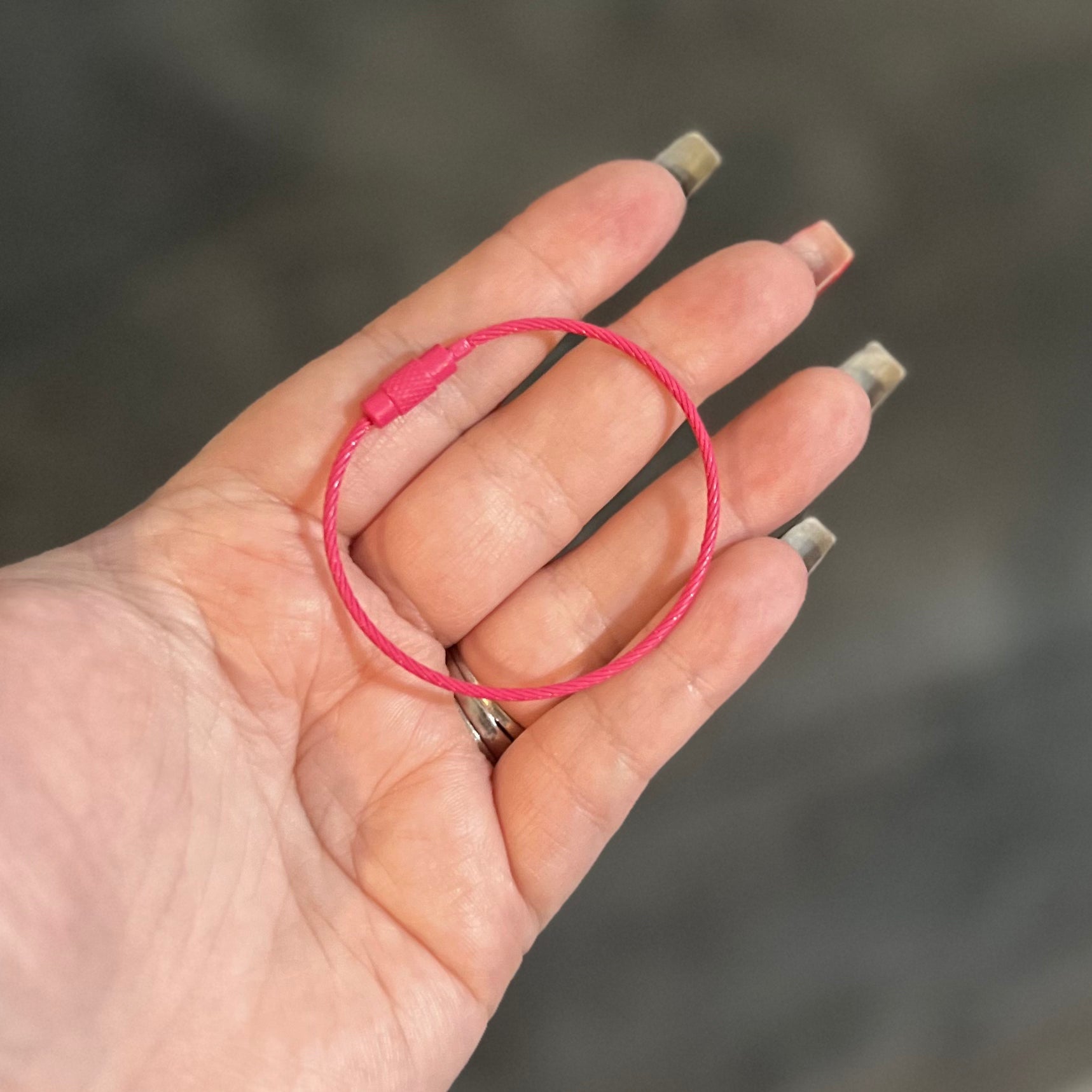 Wire Keychain Cable Thingie - Keychain Clips